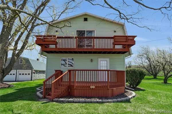 $269,900 | 6850 Thwing Road, Le Roy, NY 14482