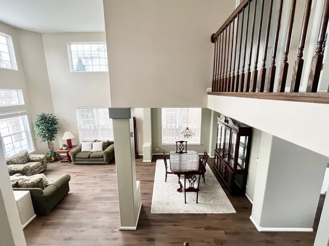 $499,900 | 8 Litchfield Court, Lake In The Hills, IL 60156