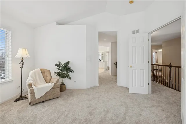 $499,900 | 8 Litchfield Court, Lake In The Hills, IL 60156