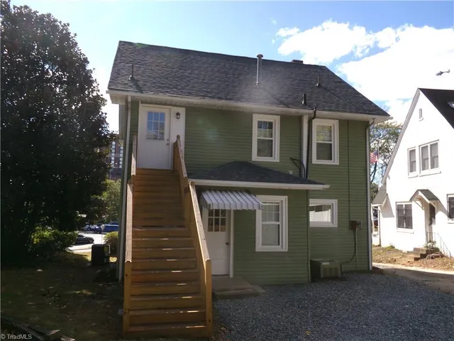 $1,800 | 1529 West 1st Street, Winston-Salem, NC 27104