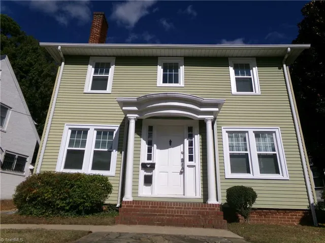 $1,800 | 1529 West 1st Street, Winston-Salem, NC 27104