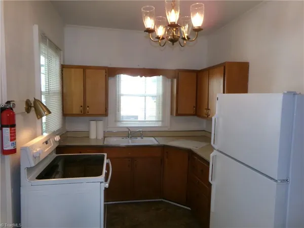 $1,650 | 1529 West 1st Street, Winston-Salem, NC 27104