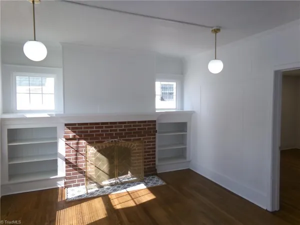 $1,650 | 1529 West 1st Street, Winston-Salem, NC 27104