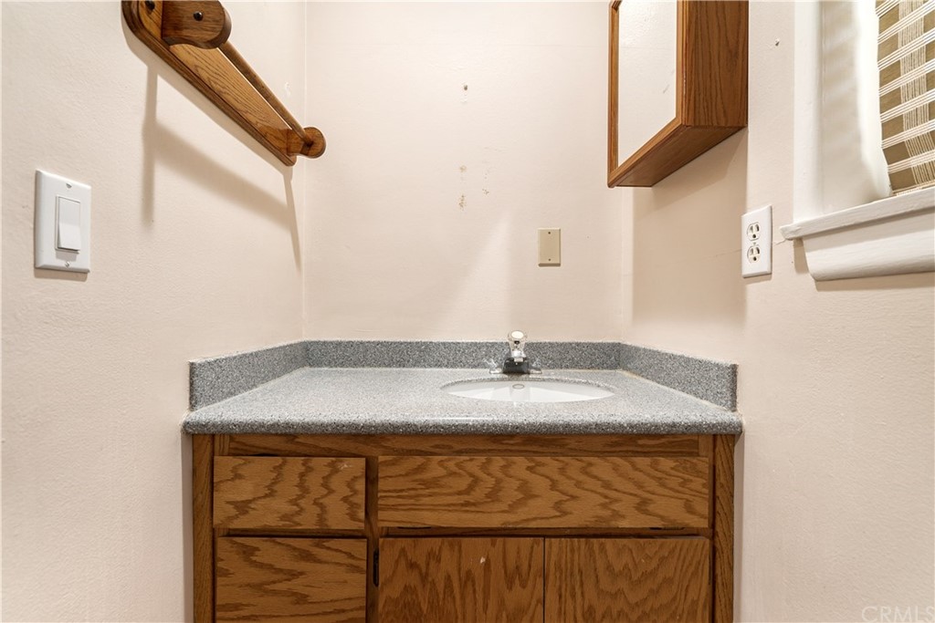 19903 Serrano Road Apple Valley, CA 92307 - Photo 24 of 51