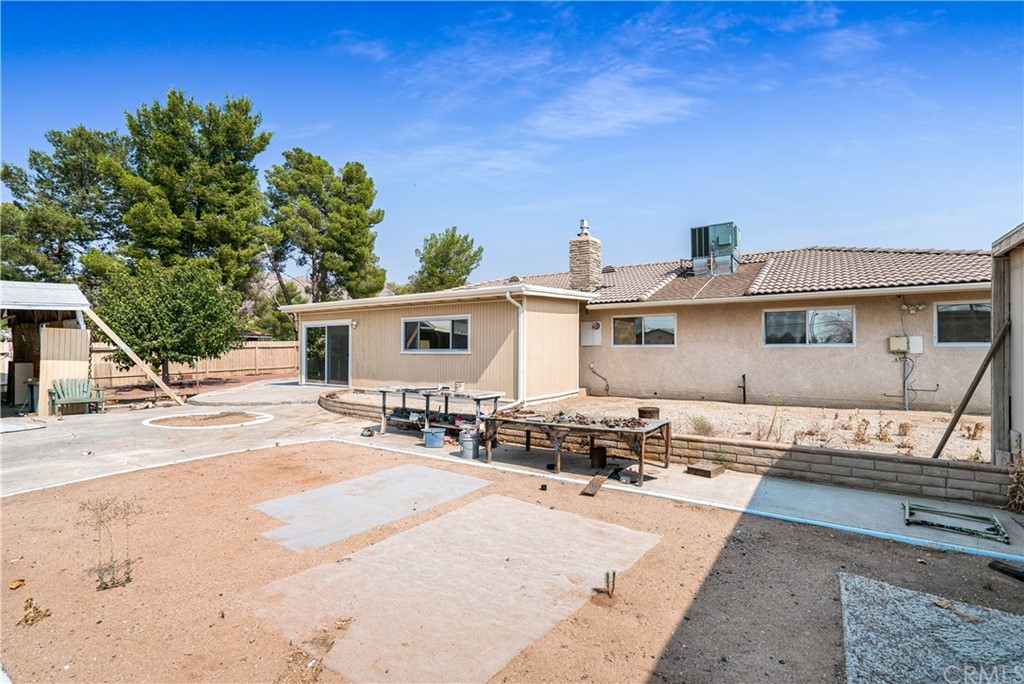19903 Serrano Road Apple Valley, CA 92307 - Photo 28 of 51