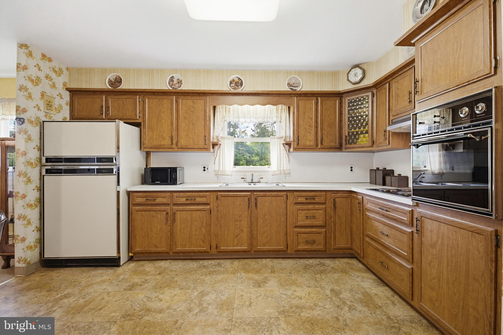 1110 Lombard Road Red Lion, PA 17356 - Photo 15 of 38 Kitchen