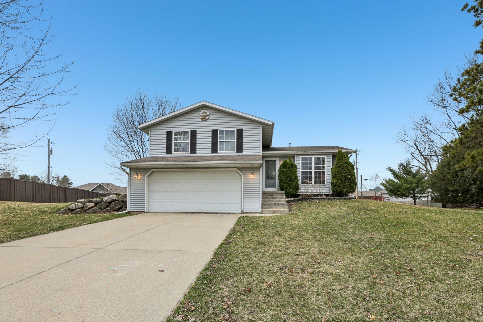 457 Mitchell Street Belleville, WI 53508 - Photo 2 of 30