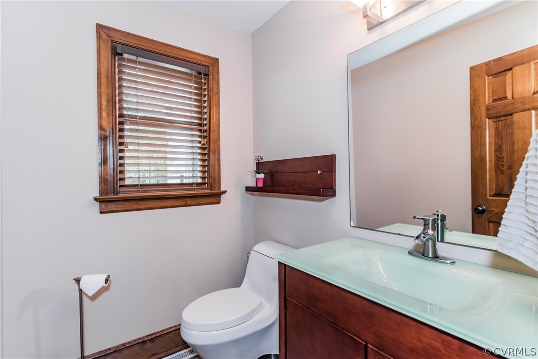 13908 Beechwood Point Road Midlothian, VA 23112 - Photo 37 of 47 Gallery Image 37