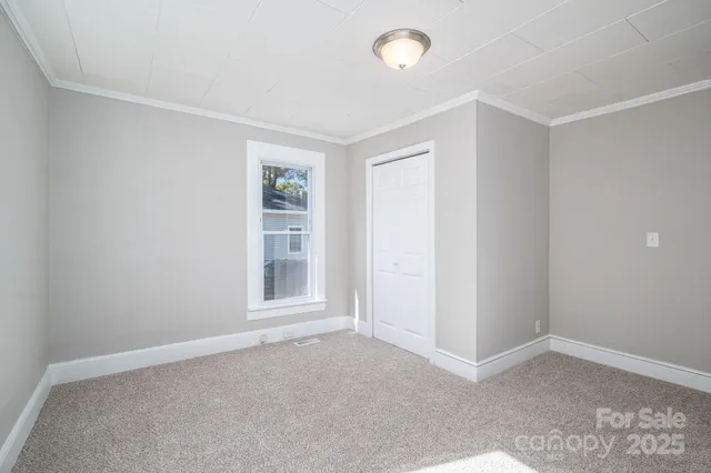 $215,000 | 1811 Hemlock Avenue, Gastonia, NC 28054