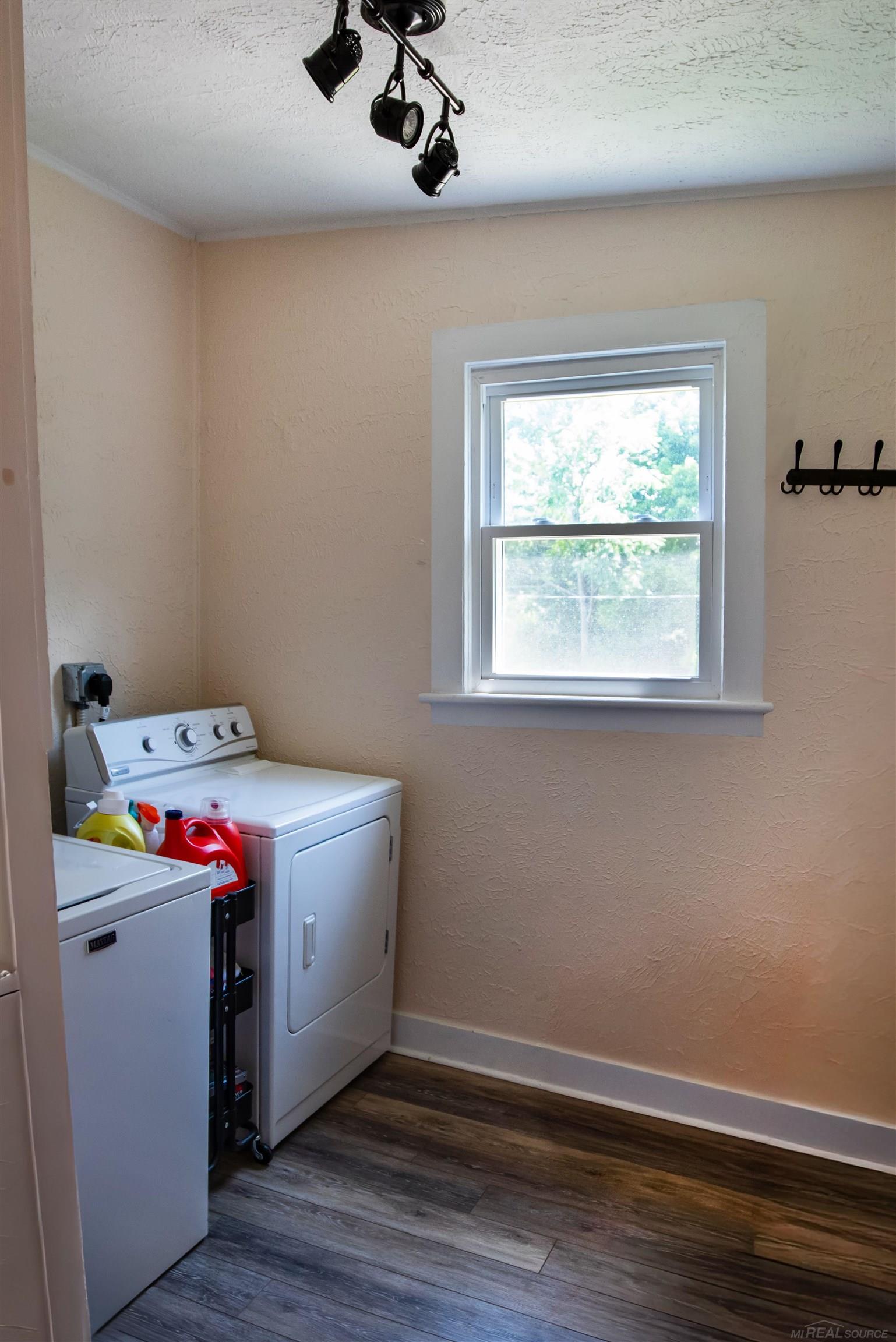 205 South Dettman Road Jackson, MI 49203 - Photo 7 of 13 Gallery Image 7