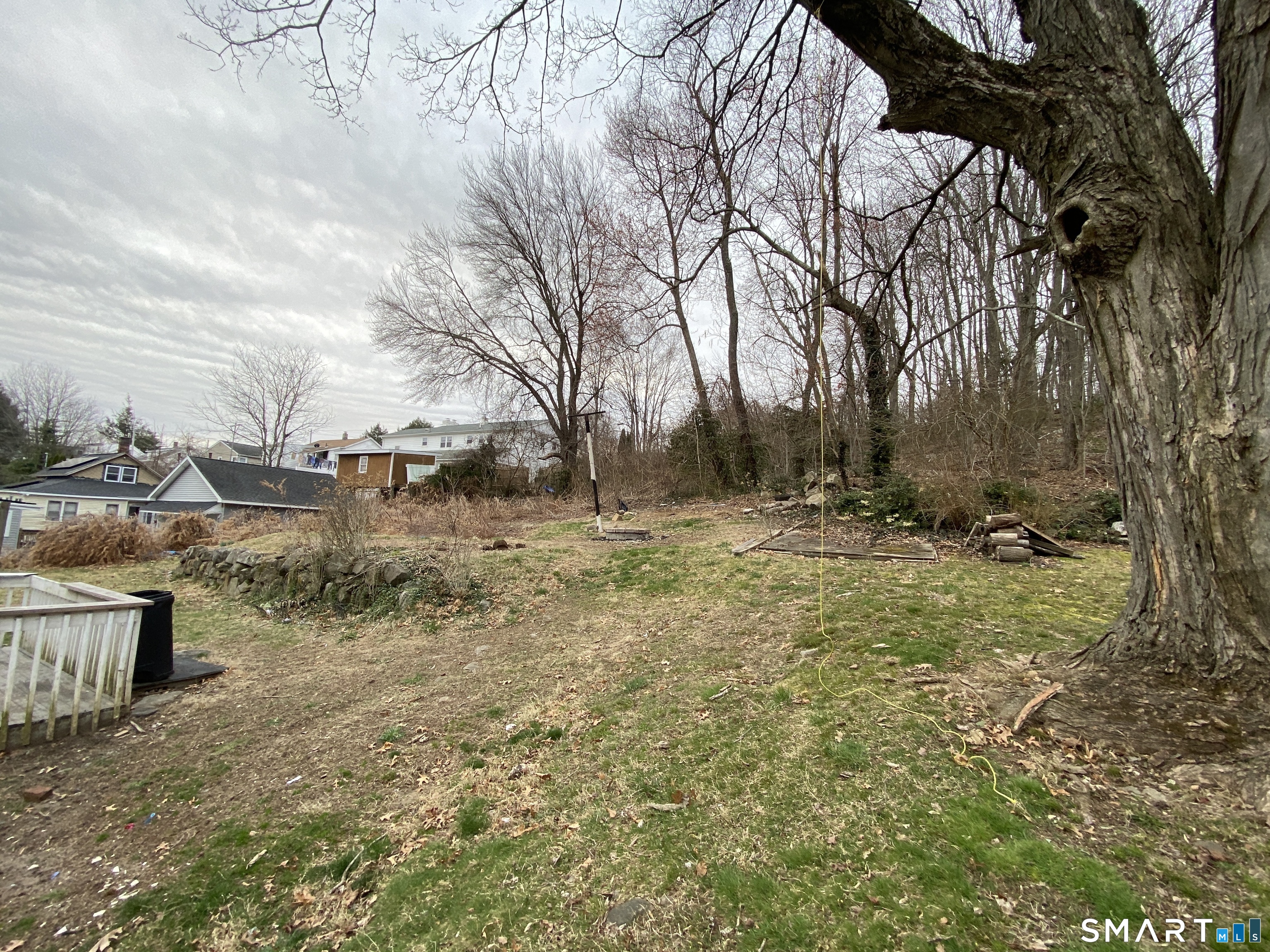 85 Stillson Road Waterbury, CT 06705 - Photo 5 of 34
