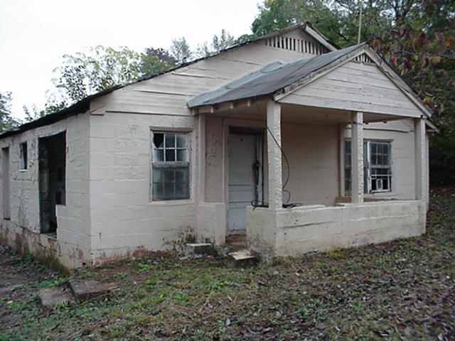 720 Lewis Street Anderson, SC 29624 - Photo 2 of 3 Gallery Image 2