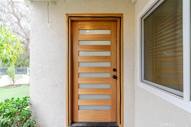 a view of front door with a door