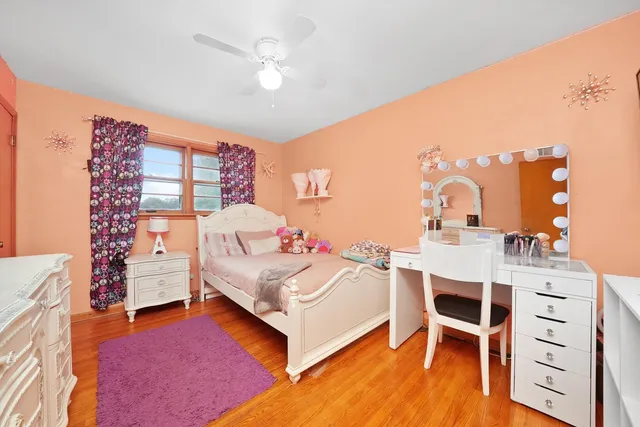 $207,999 | 2307 177th Street, Lansing, IL 60438