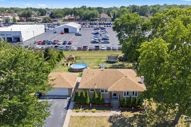 $207,999 | 2307 177th Street, Lansing, IL 60438