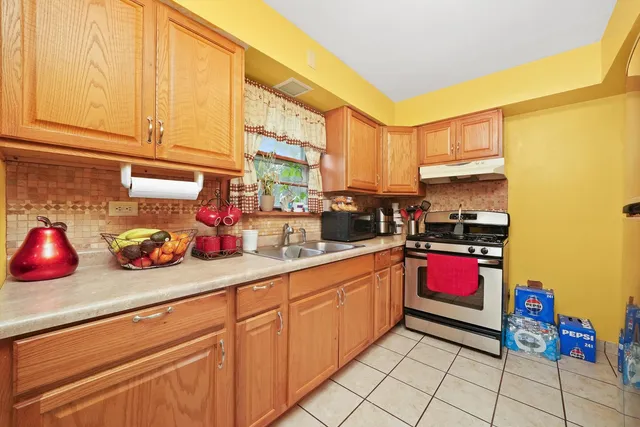 $207,999 | 2307 177th Street, Lansing, IL 60438