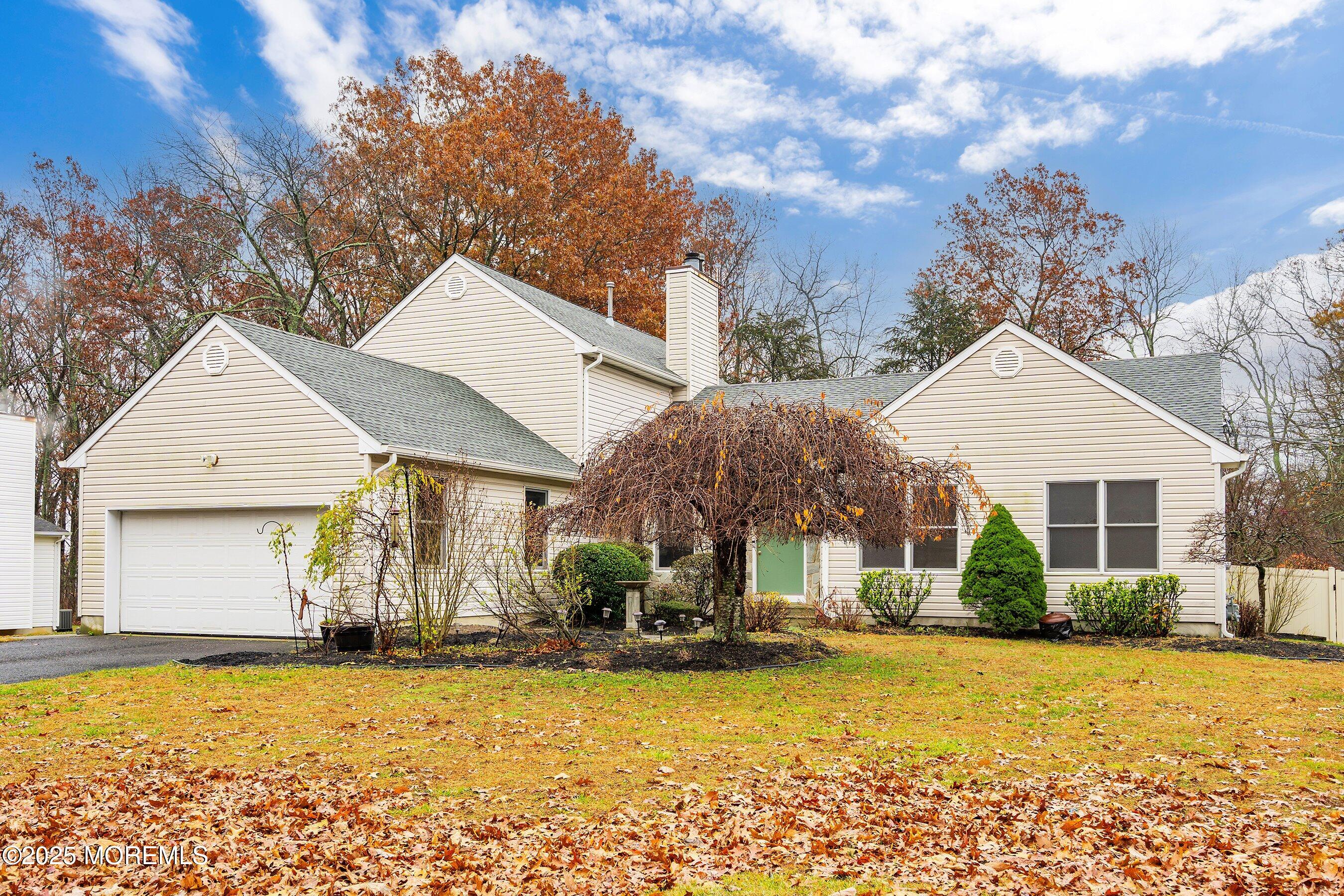 901 Bethel Church Road Jackson, NJ 08527 - Photo 11 of 46 Front Right