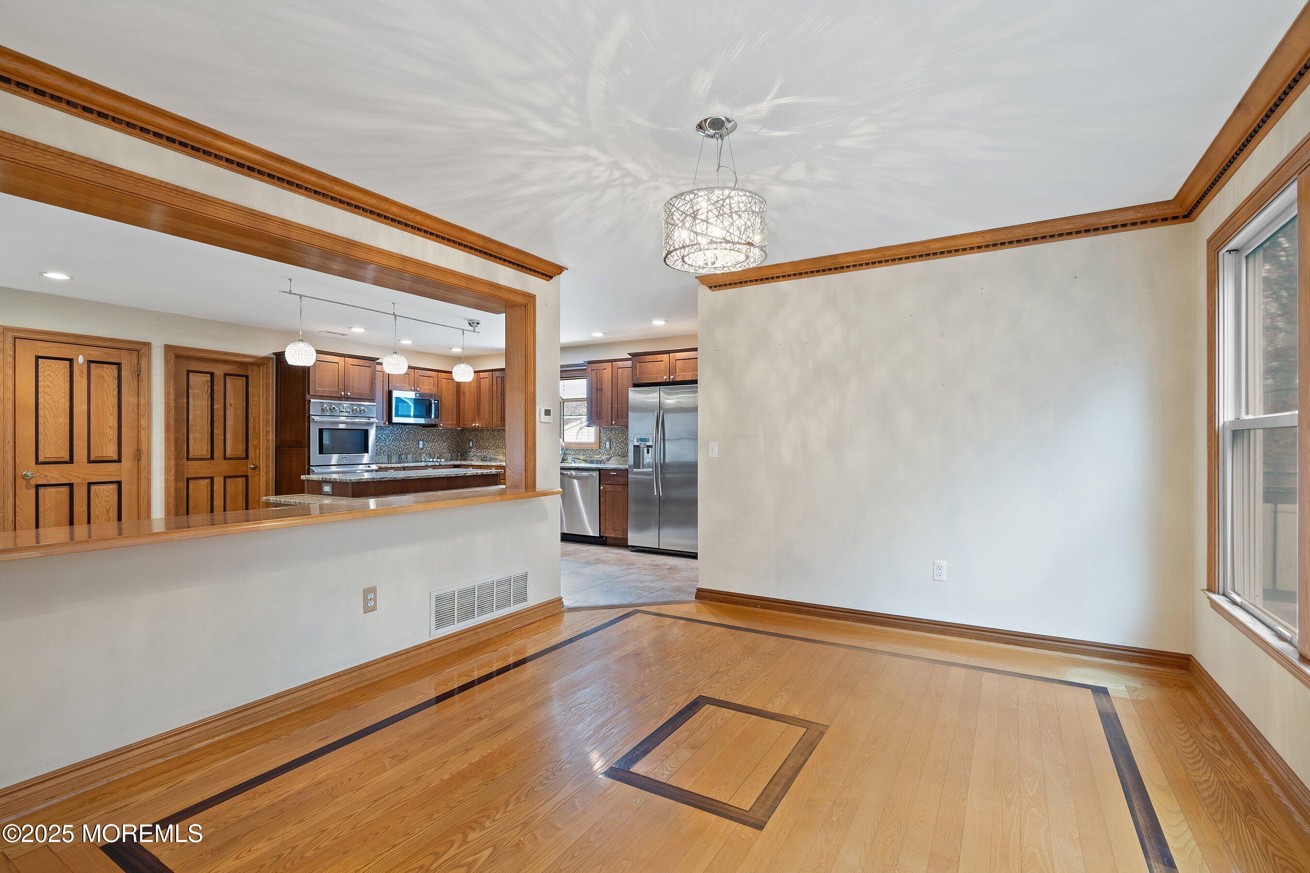 901 Bethel Church Road Jackson, NJ 08527 - Photo 23 of 46 Dining Room