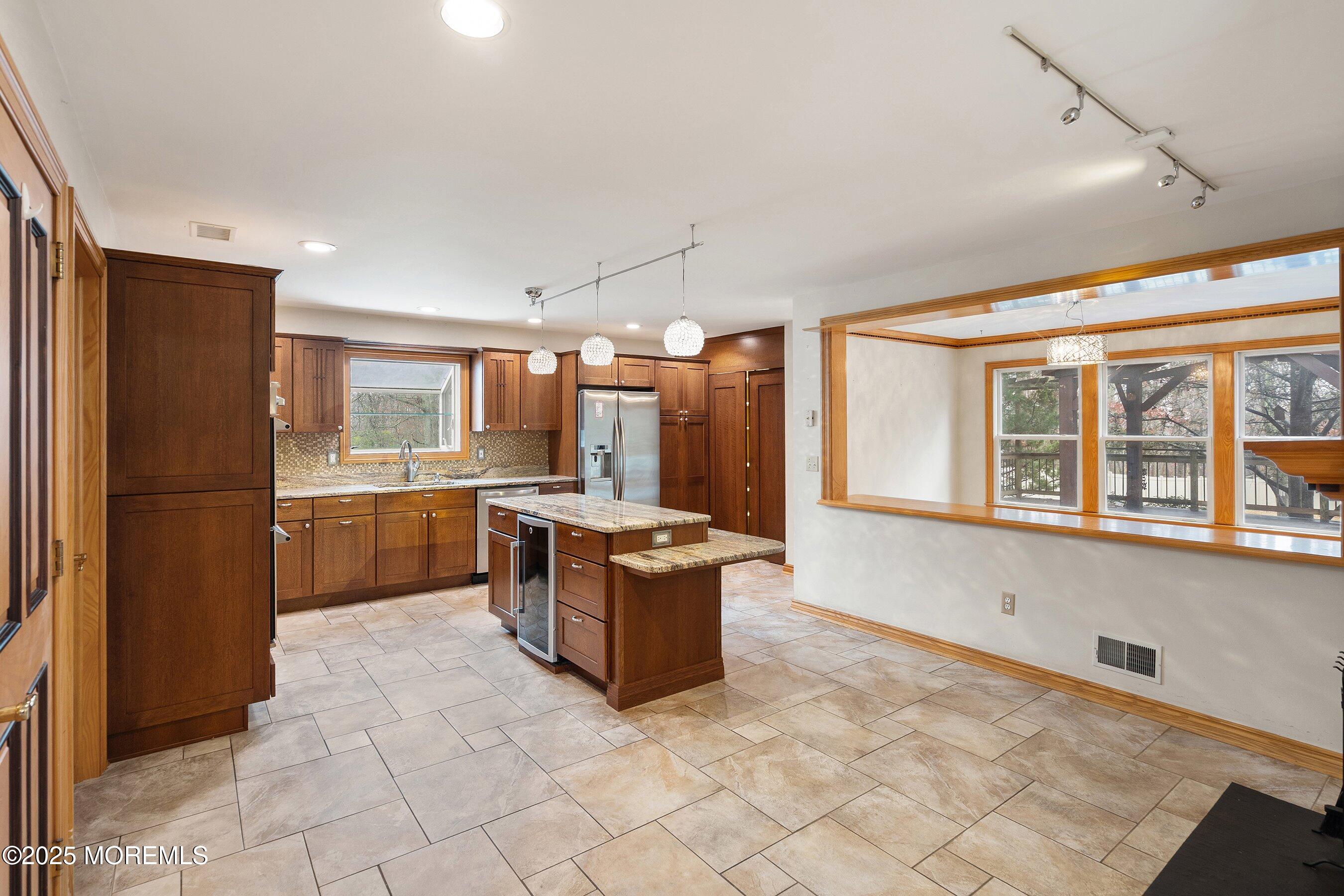 901 Bethel Church Road Jackson, NJ 08527 - Photo 27 of 46 Kitchen