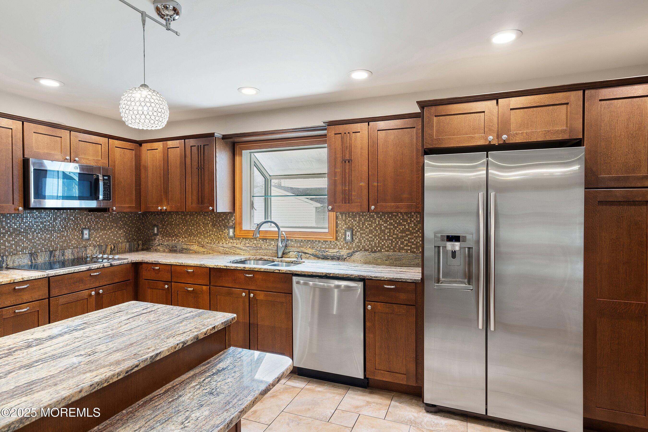 901 Bethel Church Road Jackson, NJ 08527 - Photo 30 of 46 Kitchen