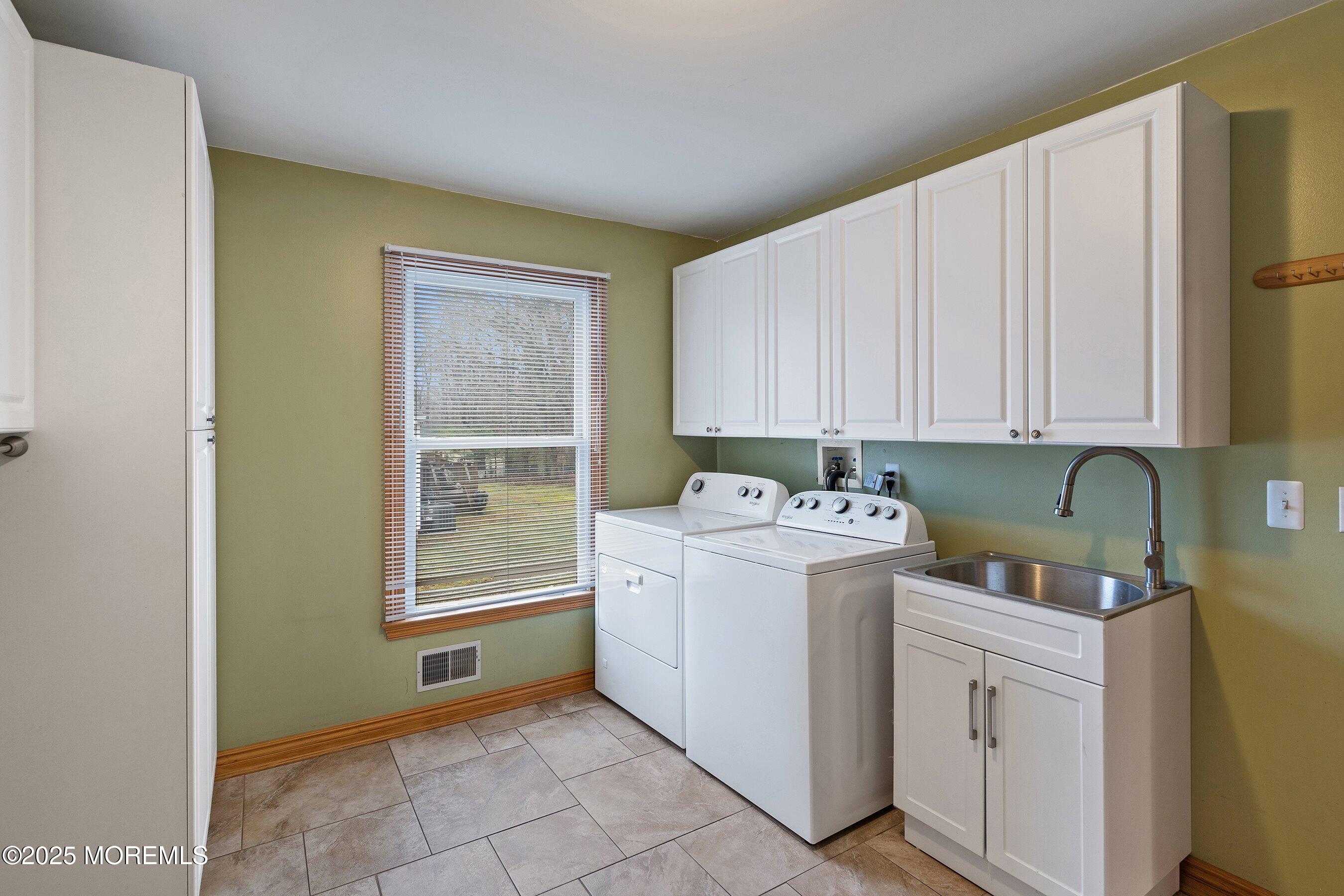901 Bethel Church Road Jackson, NJ 08527 - Photo 33 of 46 Laundry Room