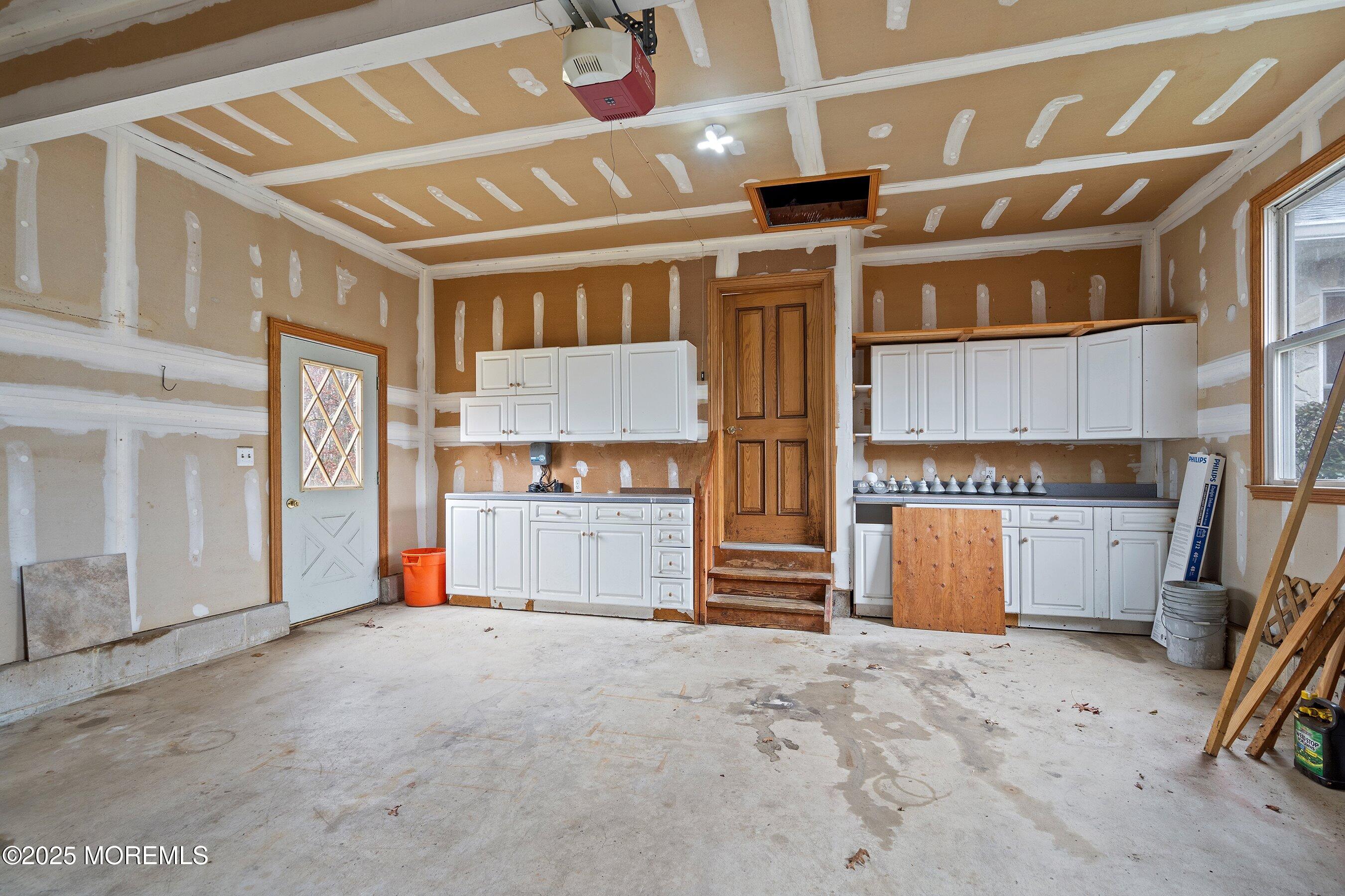 901 Bethel Church Road Jackson, NJ 08527 - Photo 38 of 46 Garage