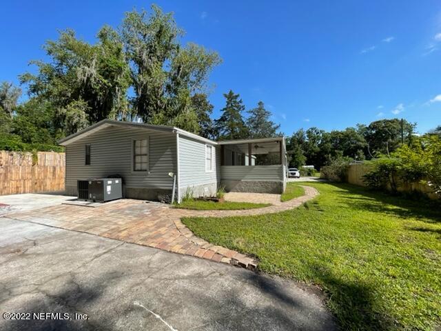 9152 Wild Road Jacksonville, FL 32220 - Photo 5 of 32 IMG_6685
