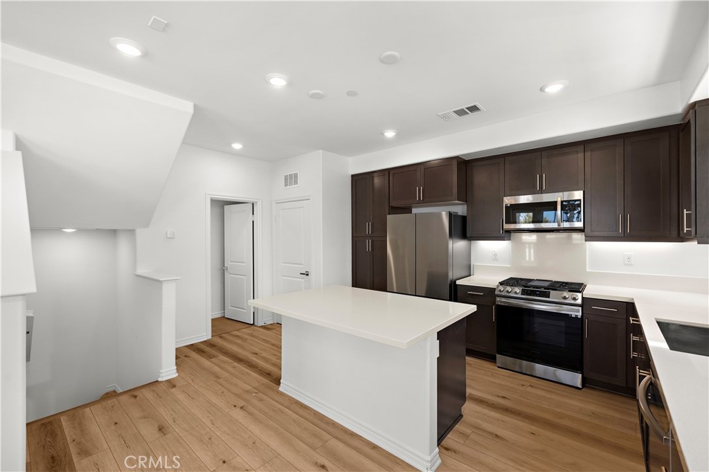 1415 Reliance Carson, CA 90746 - Photo 11 of 43