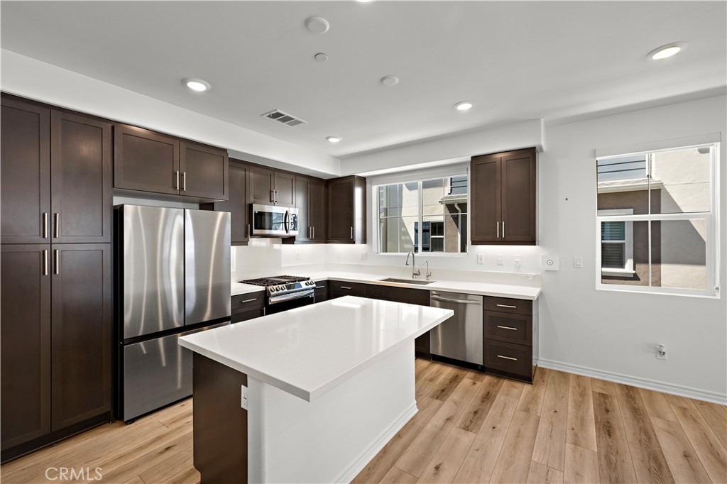 1415 Reliance Carson, CA 90746 - Photo 9 of 43