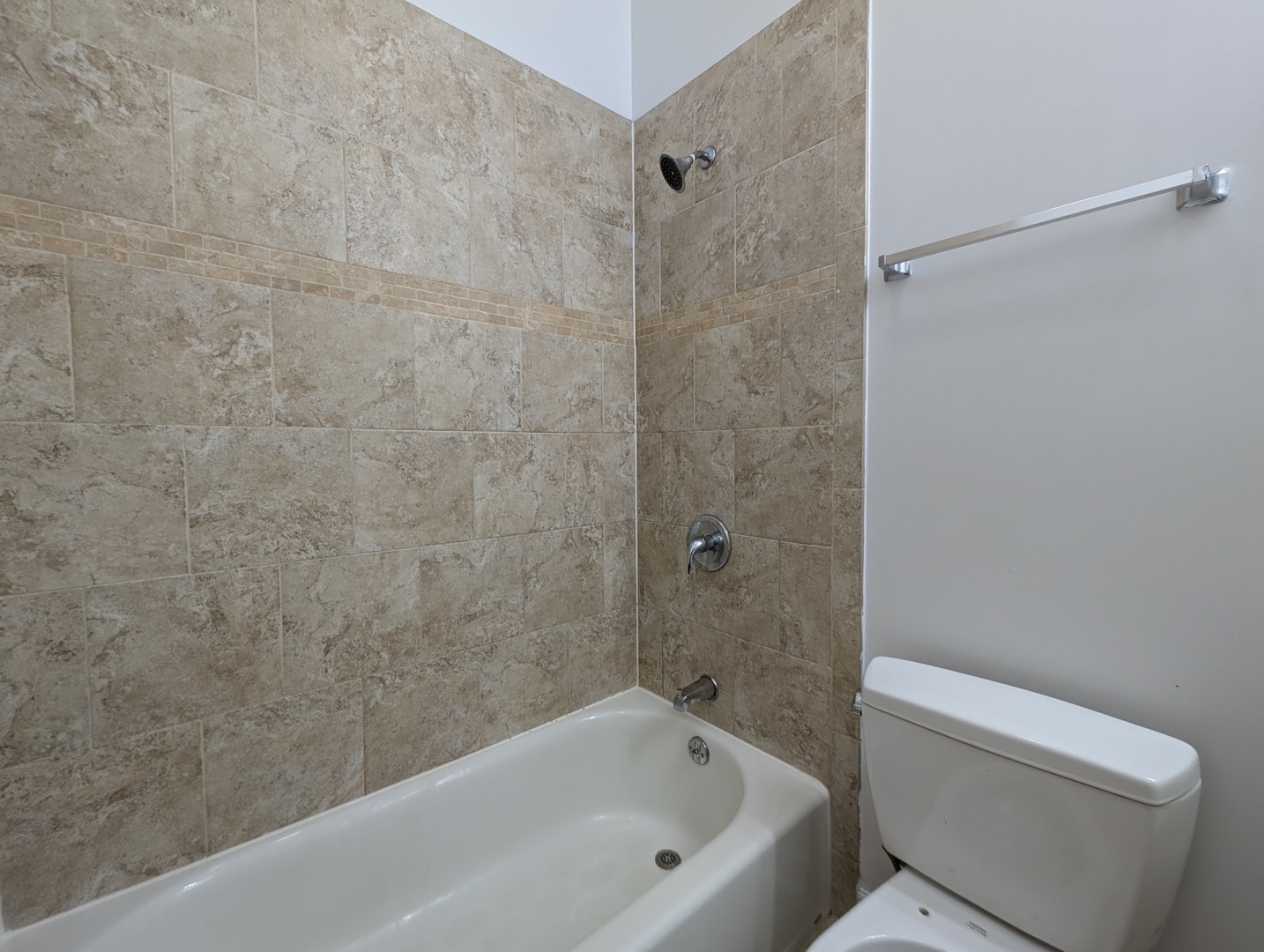 4715 North Sheridan Road, Unit 22S Chicago, IL 60640 - Photo 15 of 19