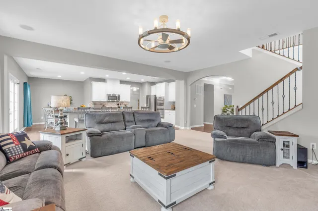 $499,900 | 34 Barlow Court, Simpsonville, SC 29681