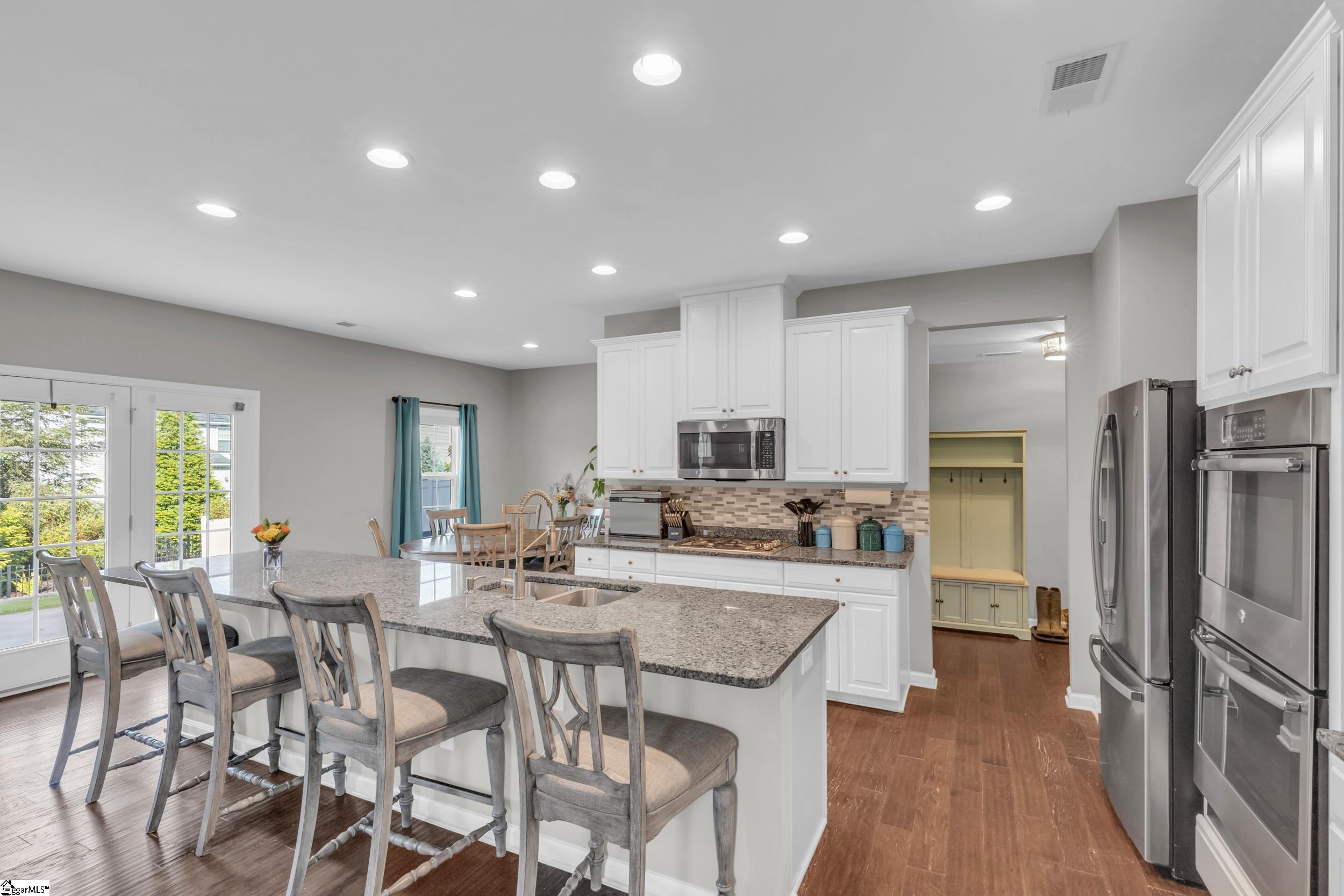 34 Barlow Court Simpsonville, SC 29681 - Photo 15 of 37