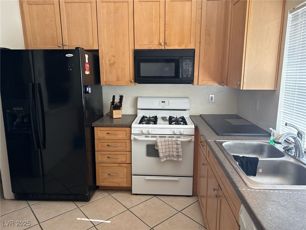 7037 Morales Circle Las Vegas, NV 89119 - Photo 8 of 8