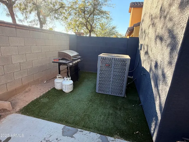 $2,100 | 241 South Leandro, Mesa, AZ 85208