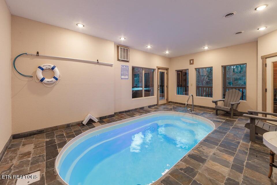 1727 Pulaski Lane Sevierville, TN 37862 - Photo 4 of 53 5