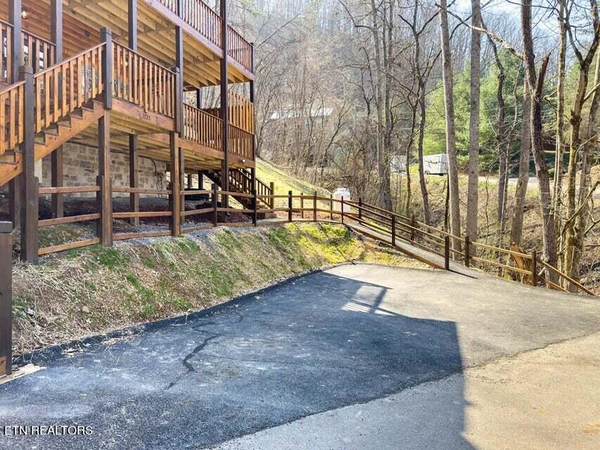 1727 Pulaski Lane Sevierville, TN 37862 - Photo 52 of 53 55