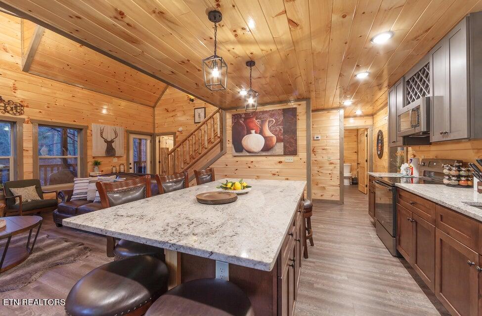 1727 Pulaski Lane Sevierville, TN 37862 - Photo 7 of 53 8