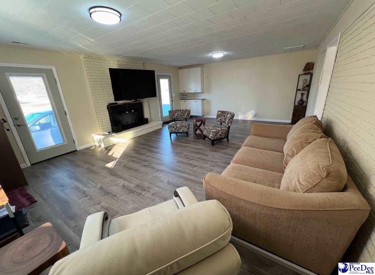 132 Meadowview Road Marion, SC 29571 - Photo 3 of 24 Gallery Image 3