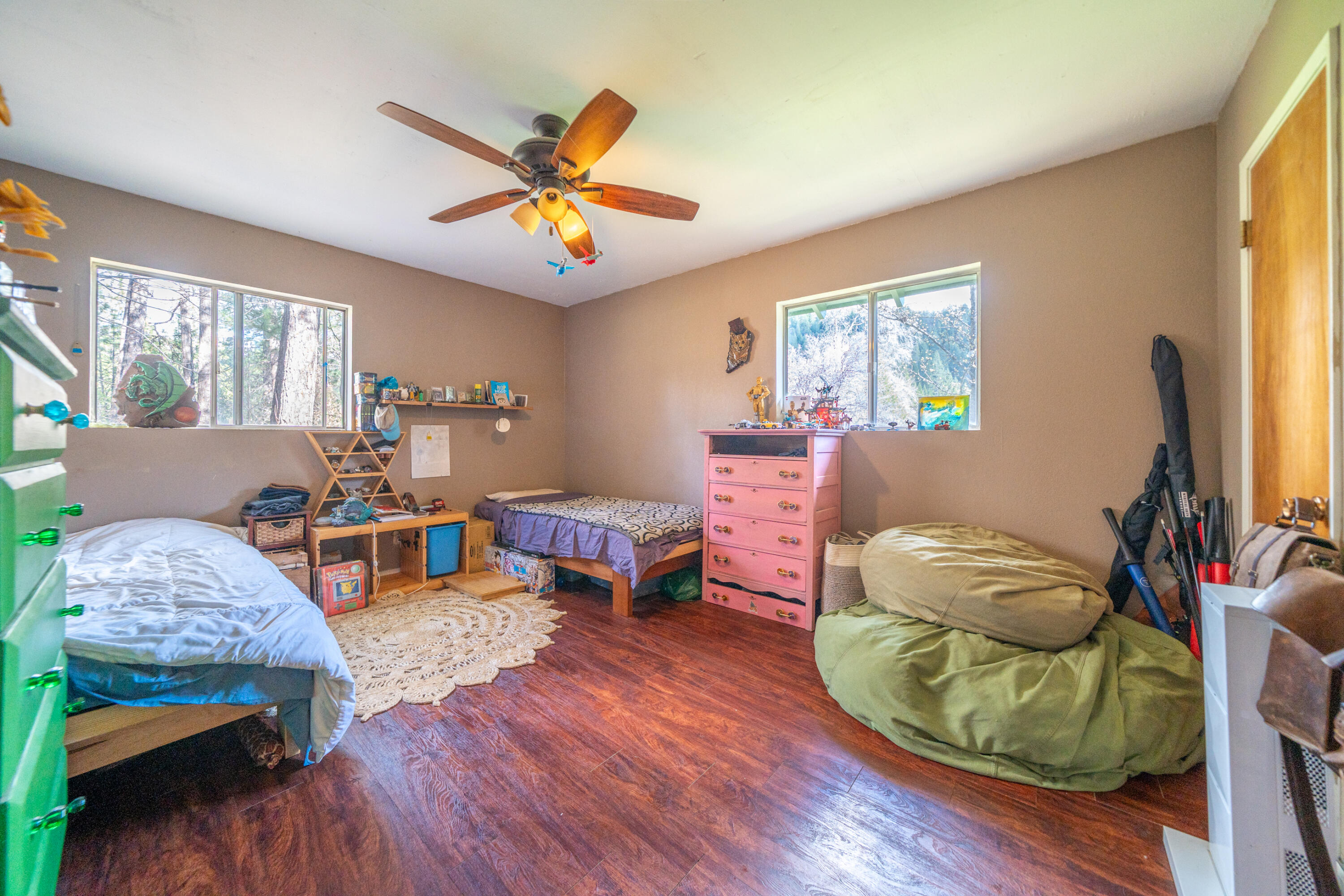 29276 Bullskin Ridge Road Oak Run, CA 96069 - Photo 44 of 113 GUEST BEDROOM 2