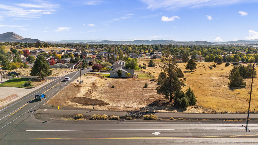 Homedale Road Klamath Falls, OR 97603 - Photo 18 of 20 FoothillsBlvdLot-18