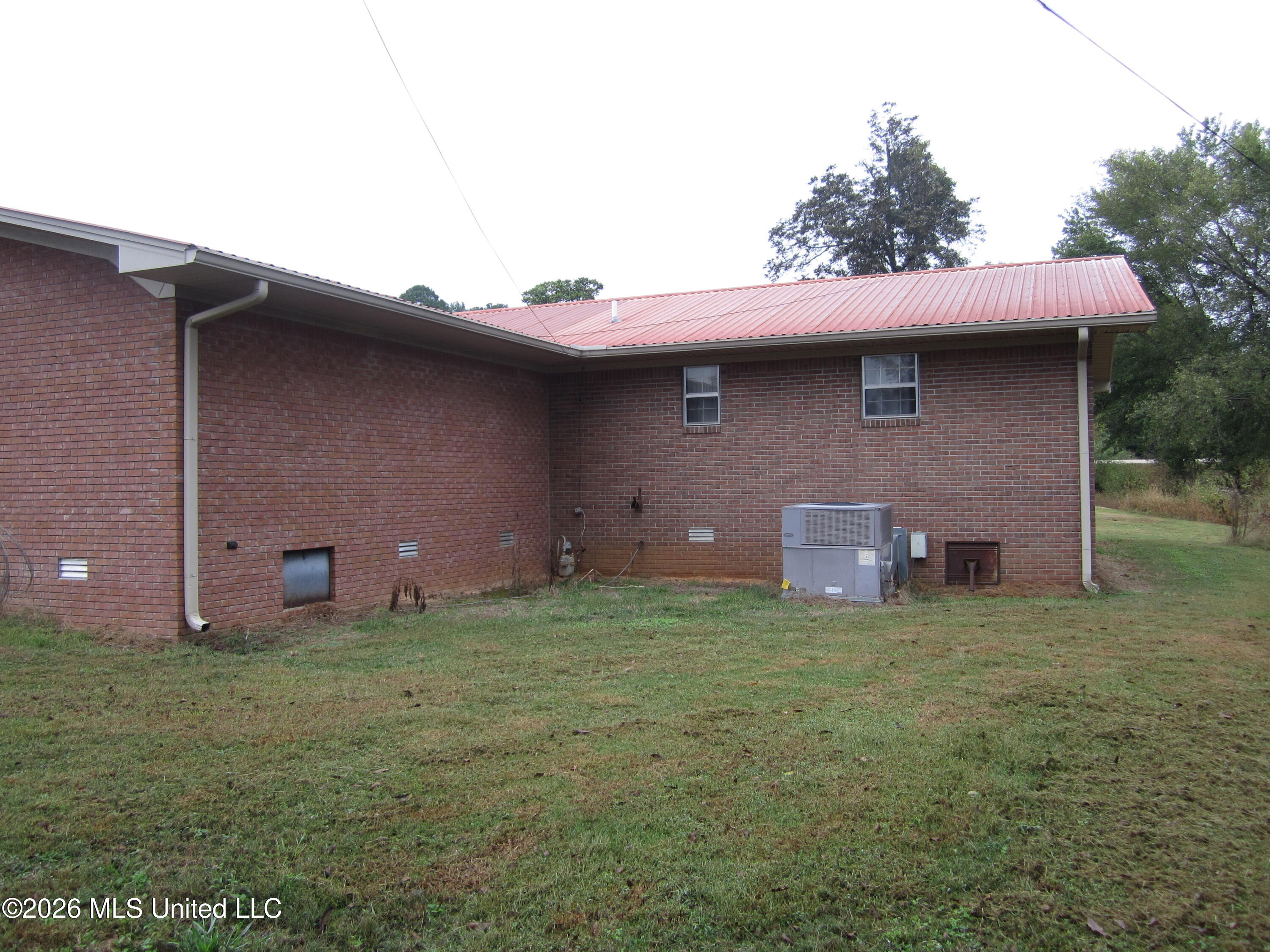 1558 Highway 30 New Albany, MS 38652 - Photo 17 of 21 IMG_8541