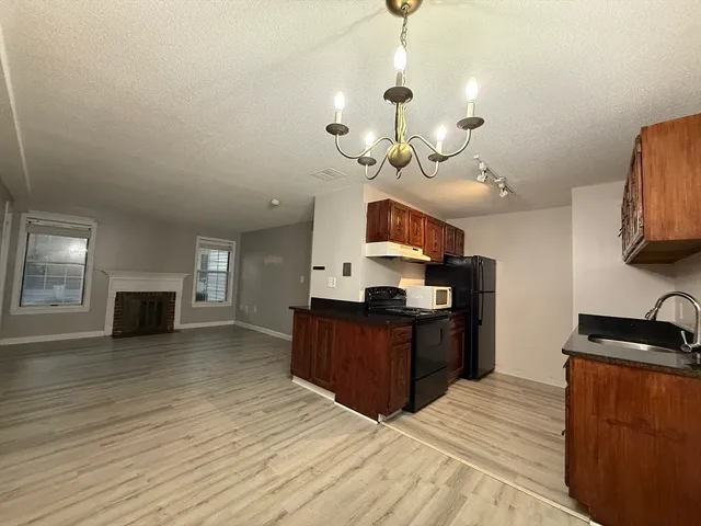 $1,975 | 34 Walden Drive, Unit 3, Natick, MA 01760