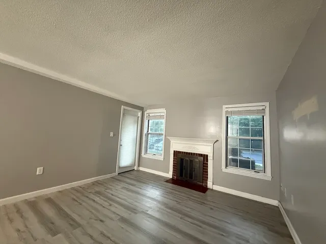 $1,975 | 34 Walden Drive, Unit 3, Natick, MA 01760