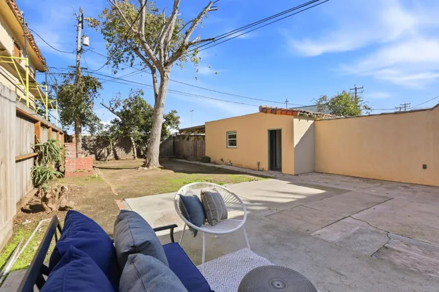 a view of outdoor space yard and patio