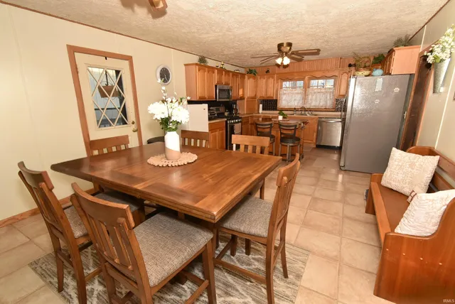 $195,000 | 215 North Adams Street, Boswell, IN 47921