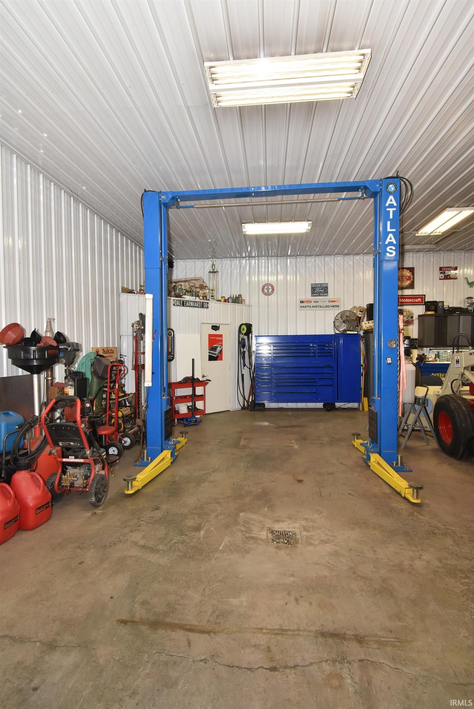 215 North Adams Street Boswell, IN 47921 - Photo 7 of 32