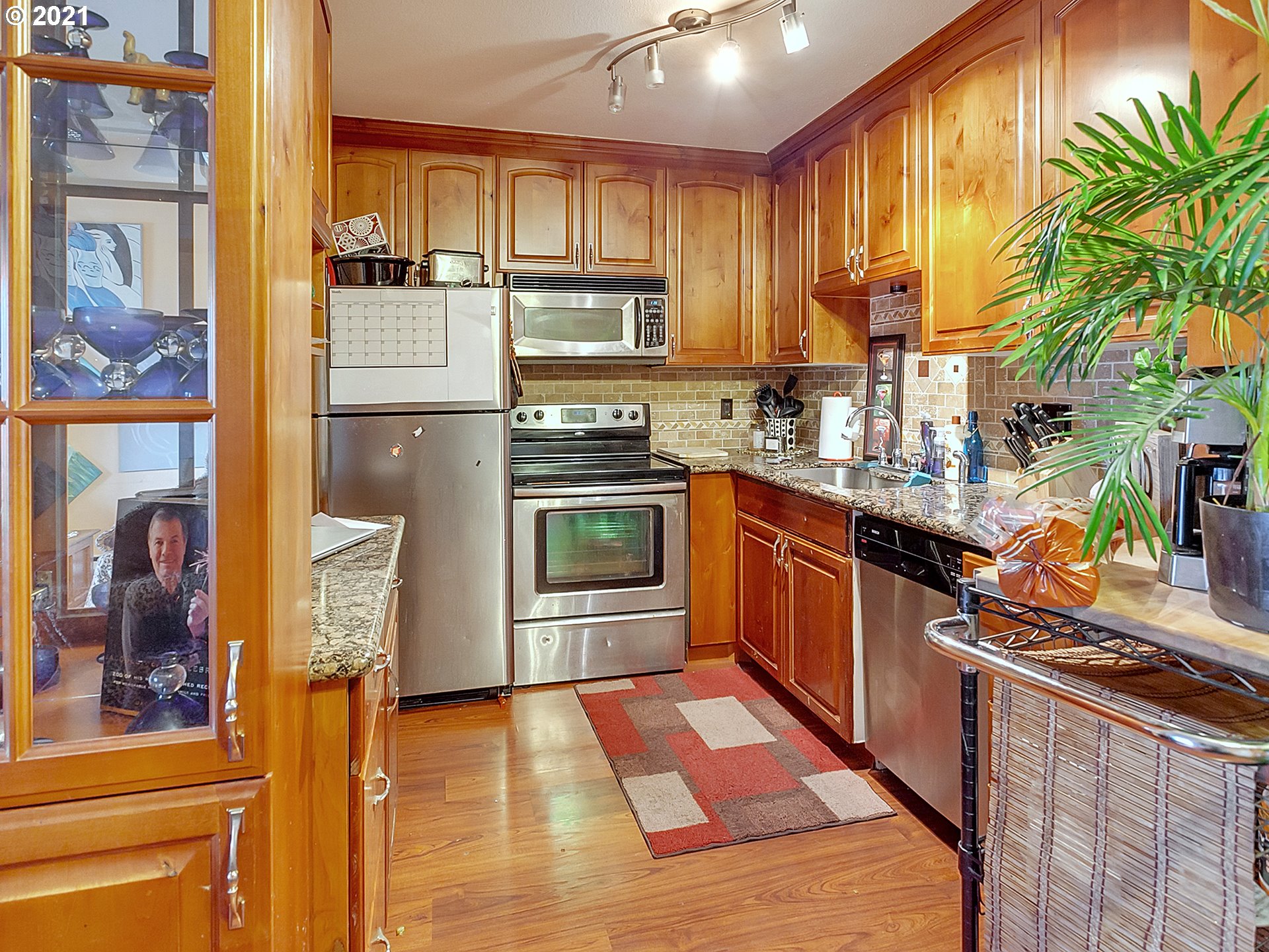 11048 Southwest Greenburg Road, Unit 347 Tigard, OR 97223 - Photo 3 of 24 Gallery Image 3