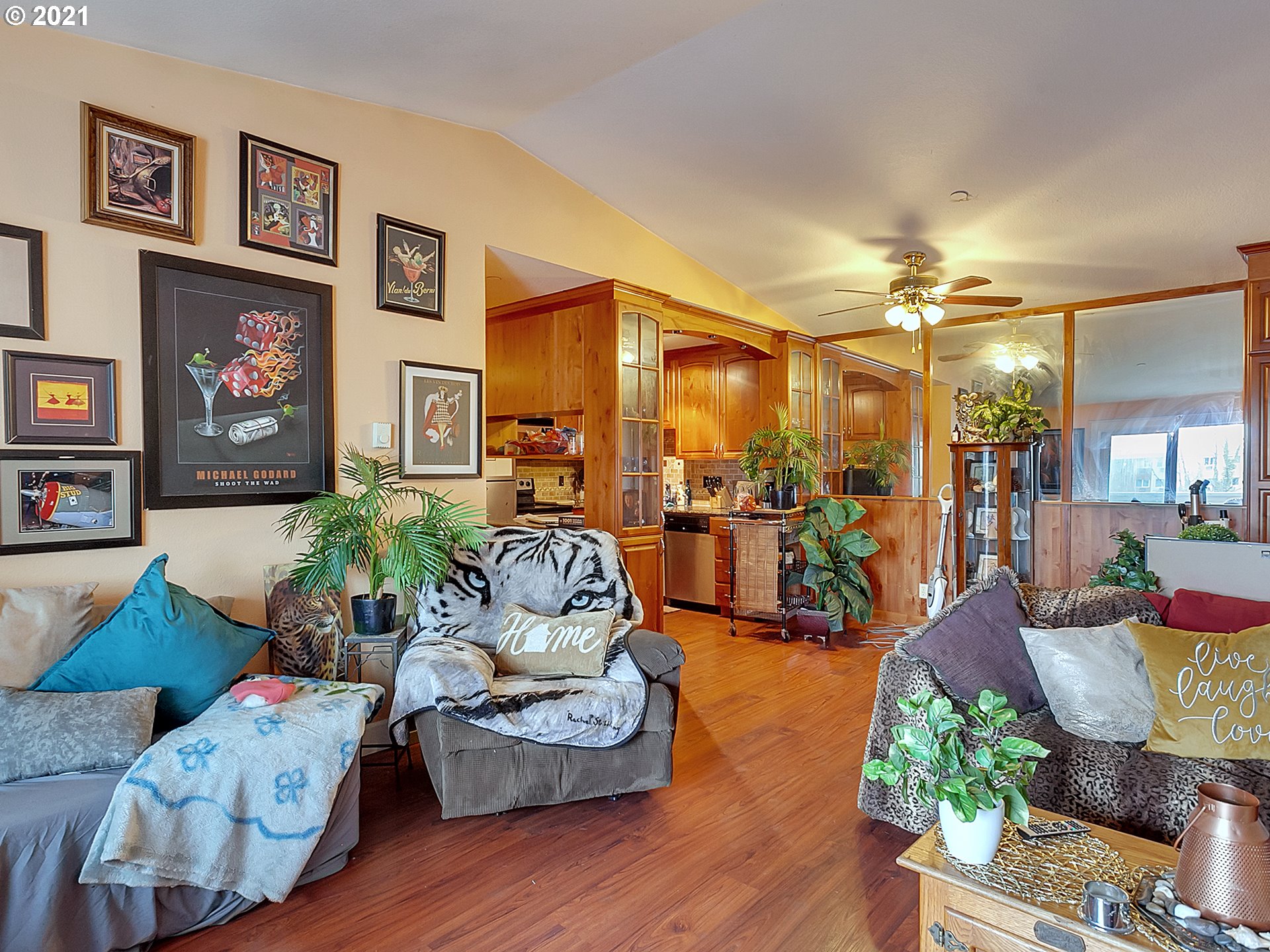 11048 Southwest Greenburg Road, Unit 347 Tigard, OR 97223 - Photo 8 of 24 Gallery Image 8