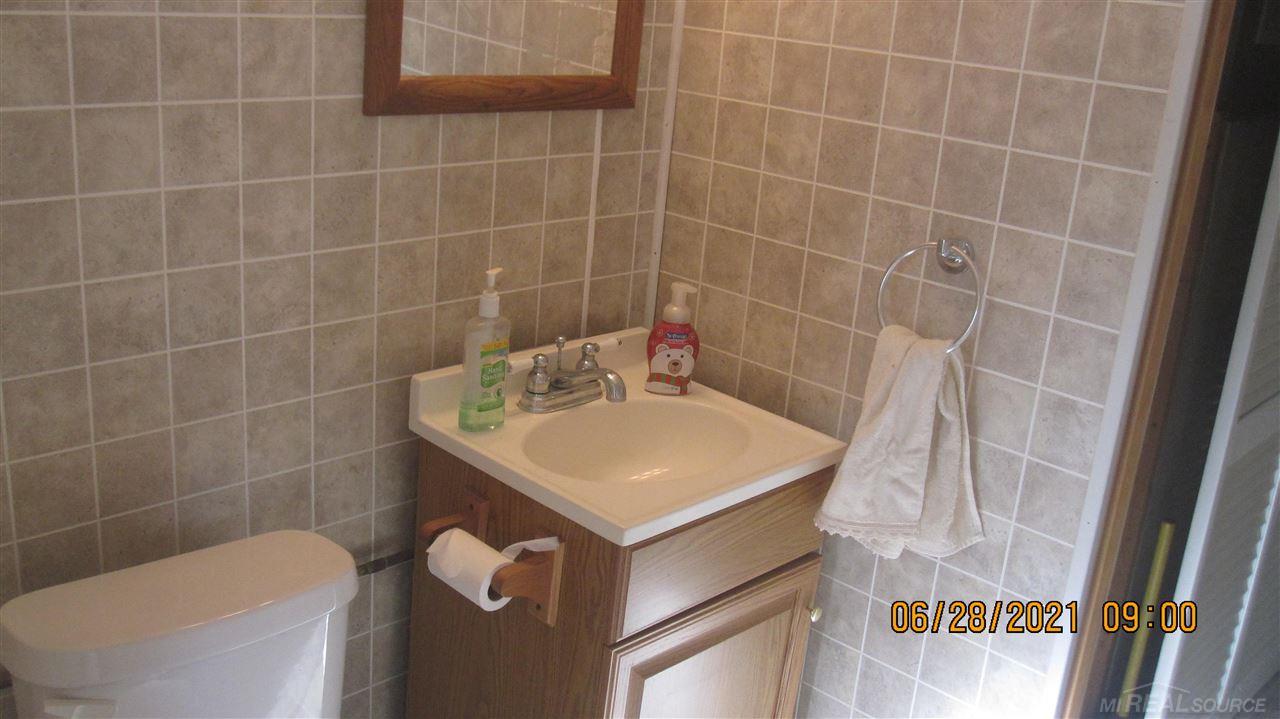 6669 Lakeshore Road Lexington, MI 48450 - Photo 17 of 26