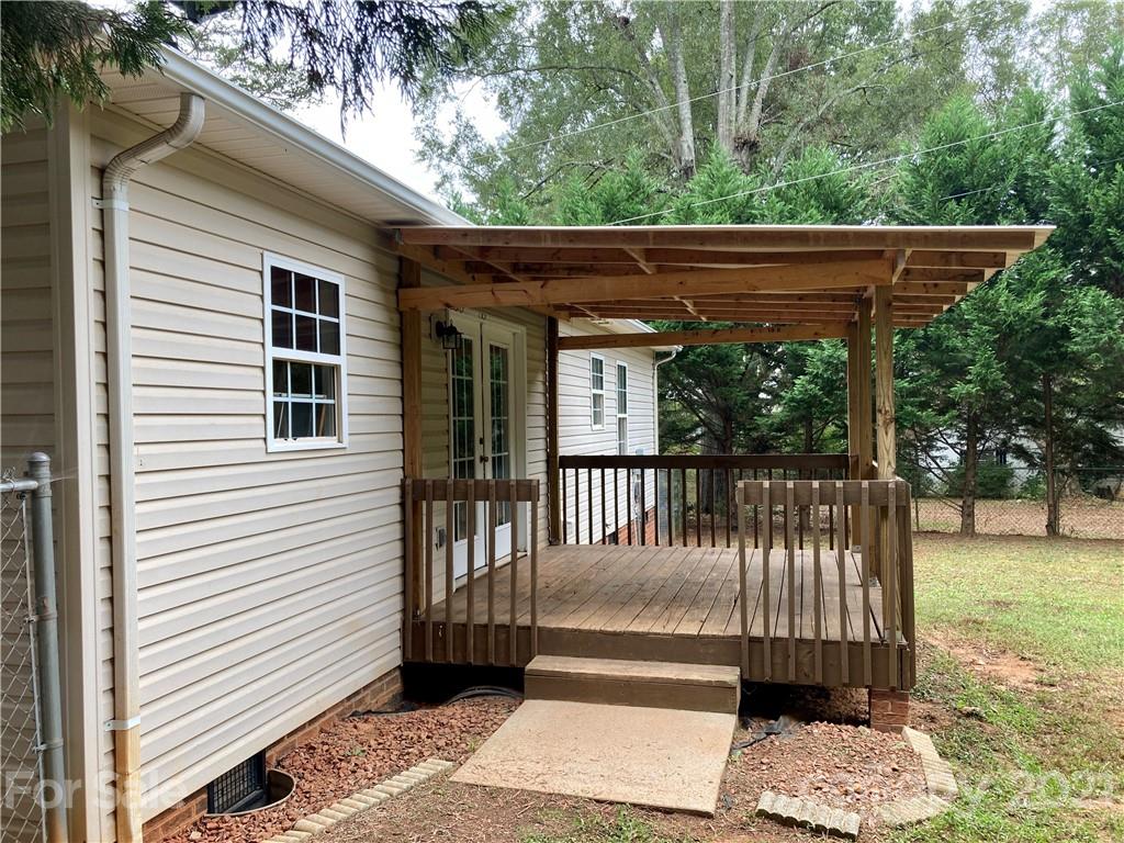 5721 Lee Cline Road, Unit 2 Conover, NC 28613 - Photo 4 of 12 Gallery Image 4
